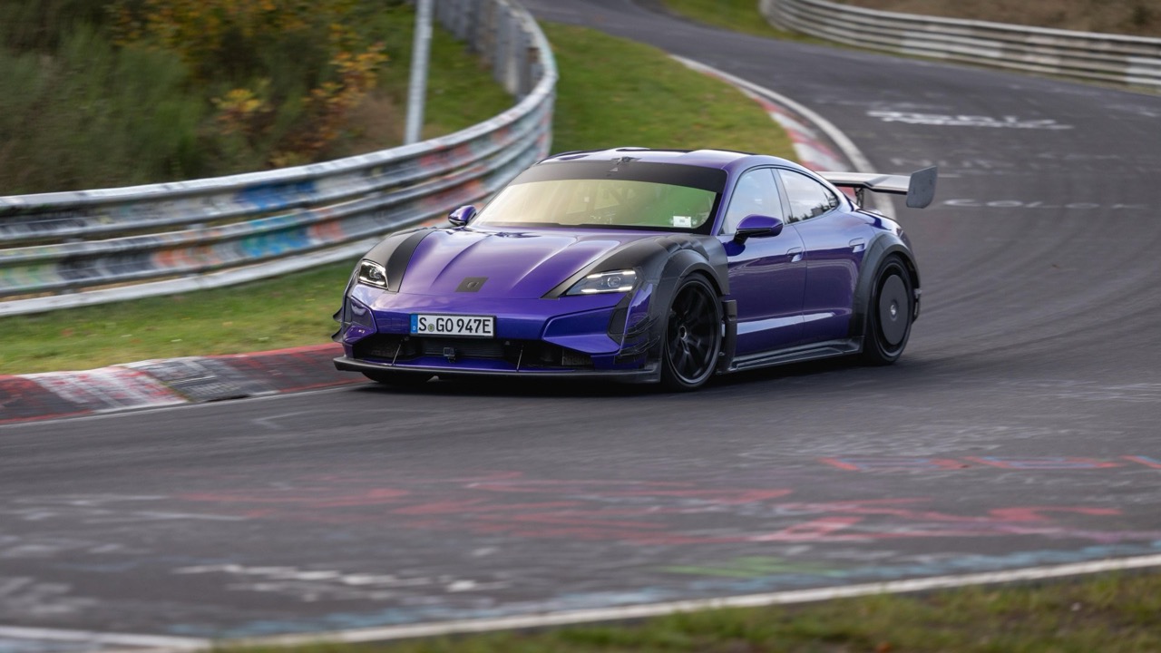 Porsche sets the lap record at the Nürburgring with the Taycan