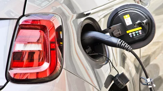 Zones à faibles émissions : un défi social dans la transition électrique en France