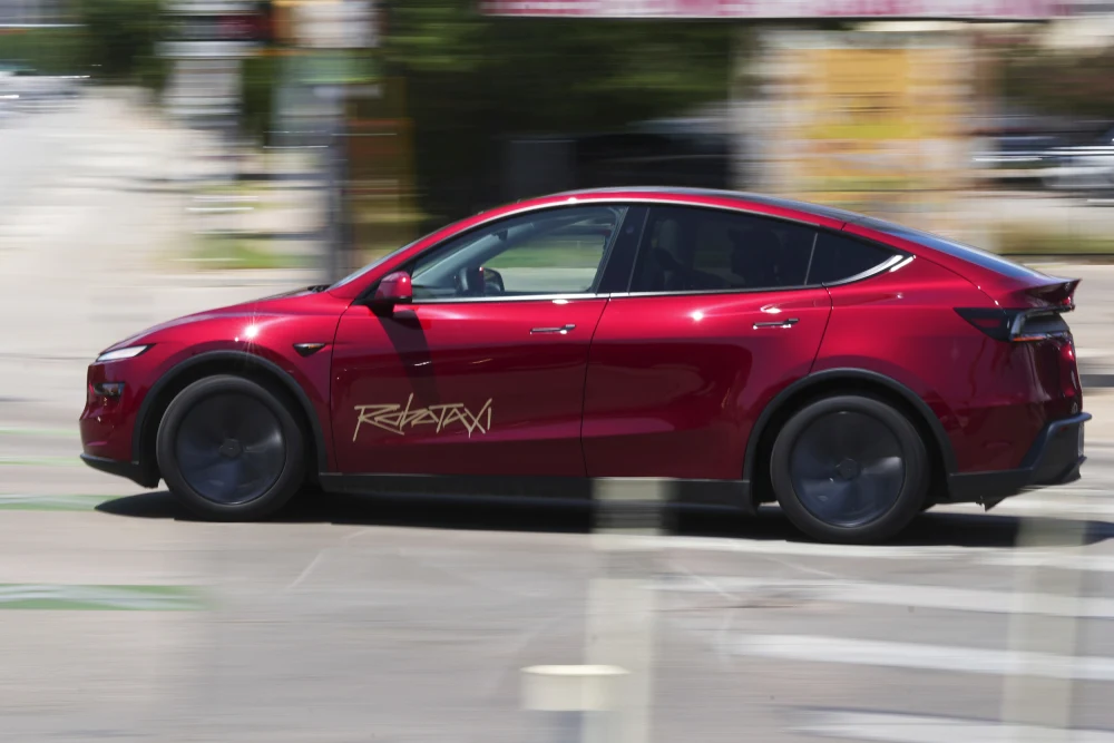 Robotaxi Tesla Model Y circulant à Austin, Texas