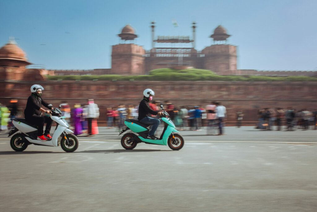 Les deux-roues électriques en Inde soutenus par les politiques nationales de mobilité