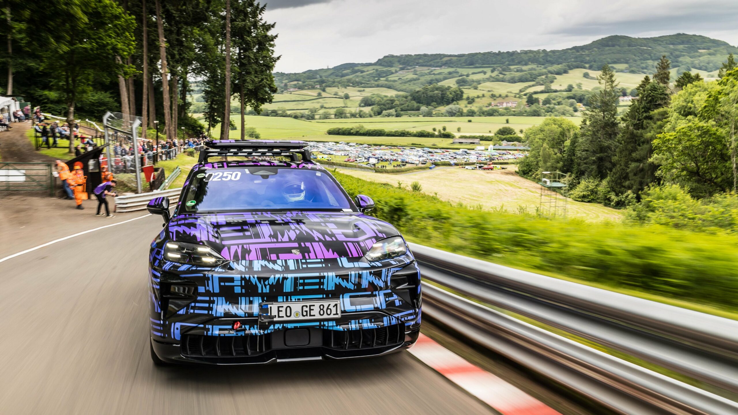 Le Porsche Cayenne Electric n’est même pas encore lancé qu’il bat déjà des records ! 