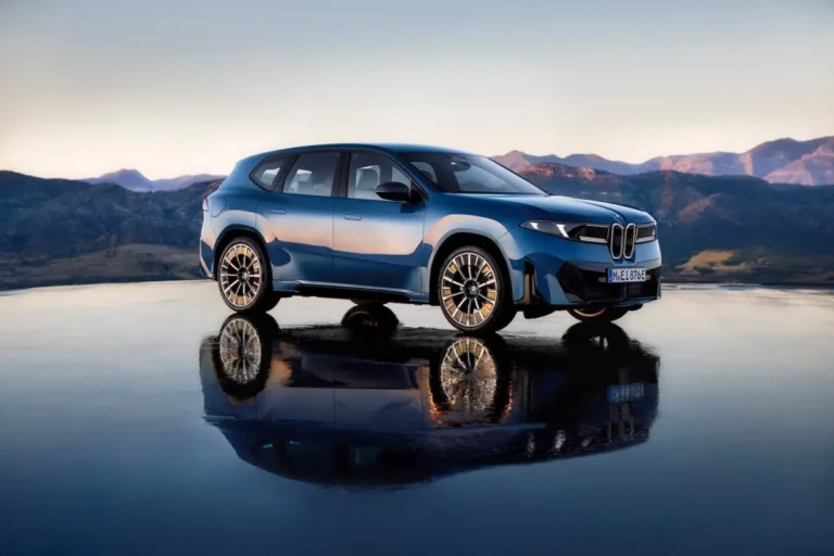 BMW iX3 2026 (Crédit : BMW)