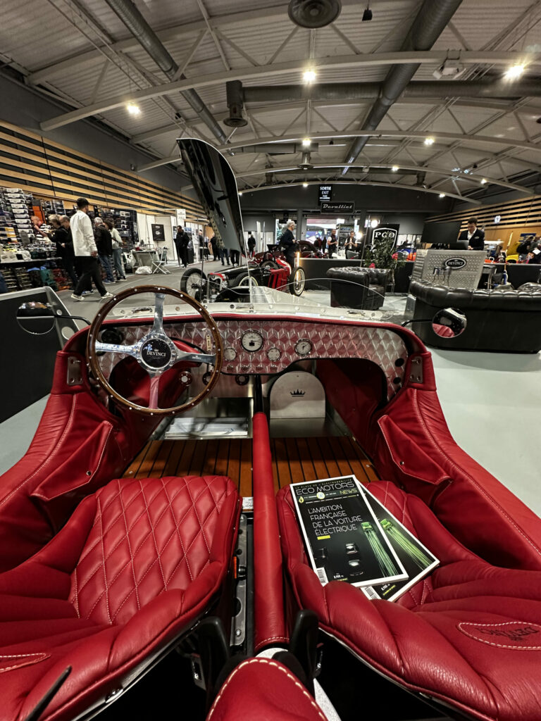 intérieur voiture devinci