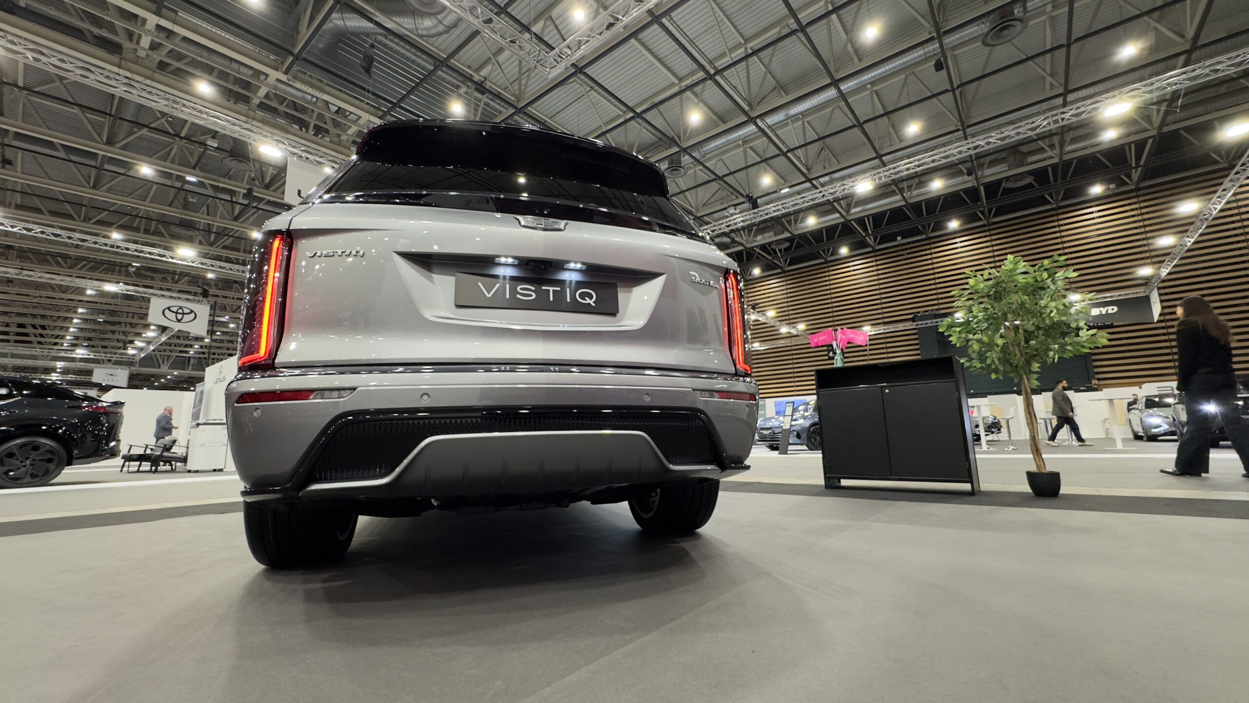 cadillac vistiq suv électrique salon automobile de lyon 2025