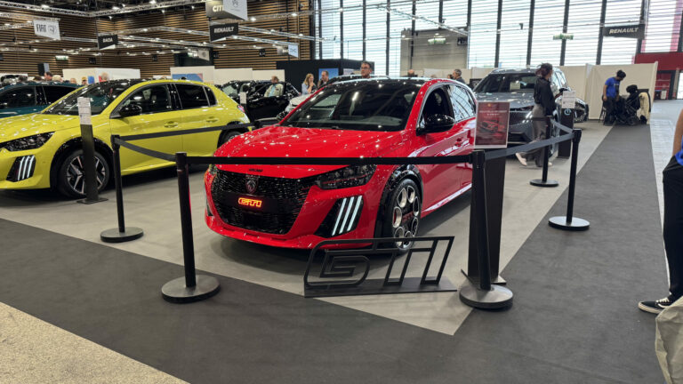 peugeot E-208 GTI Salon de lyon 100% electrique