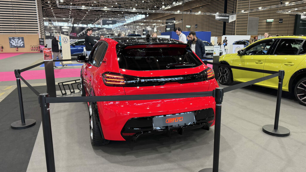 arrière peugeot 208 GTI électrique