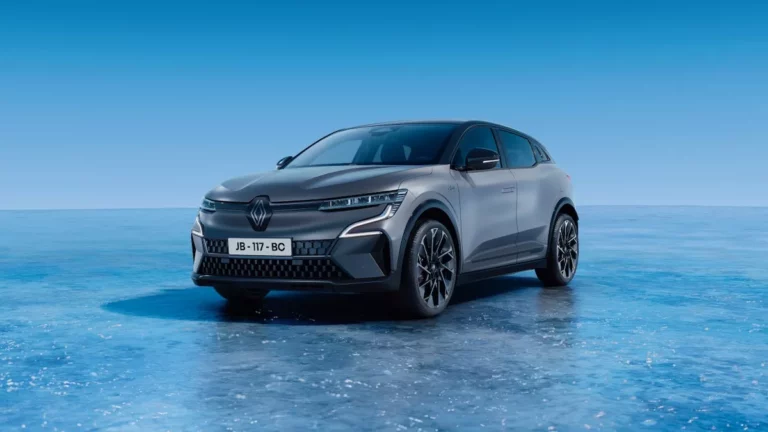 Renault Mégane E-Tech électrique rappelée pour un défaut de frein de stationnement en 2025