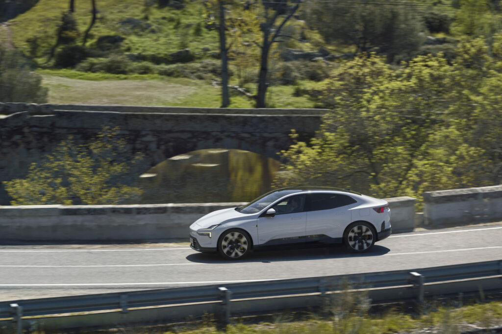 Polestar 4