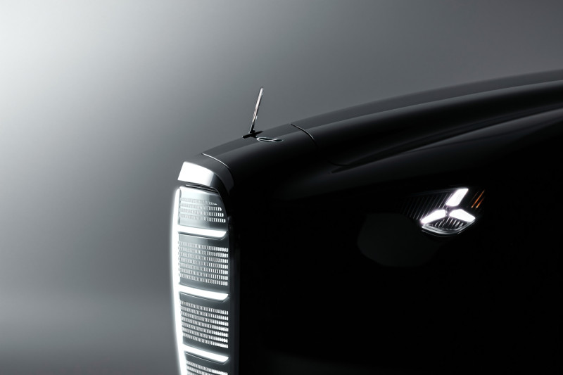 Detail of the Vision Iconic bonnet