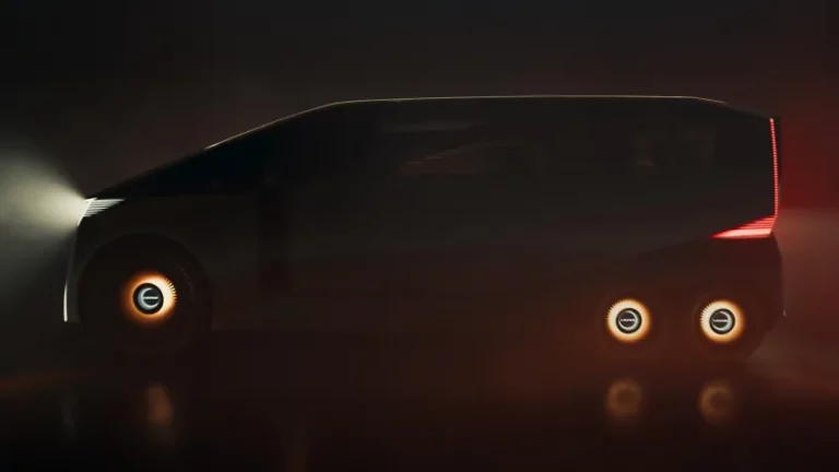 Vue de profil du Lexus LS Concept à six roues, design futuriste et silhouette massive