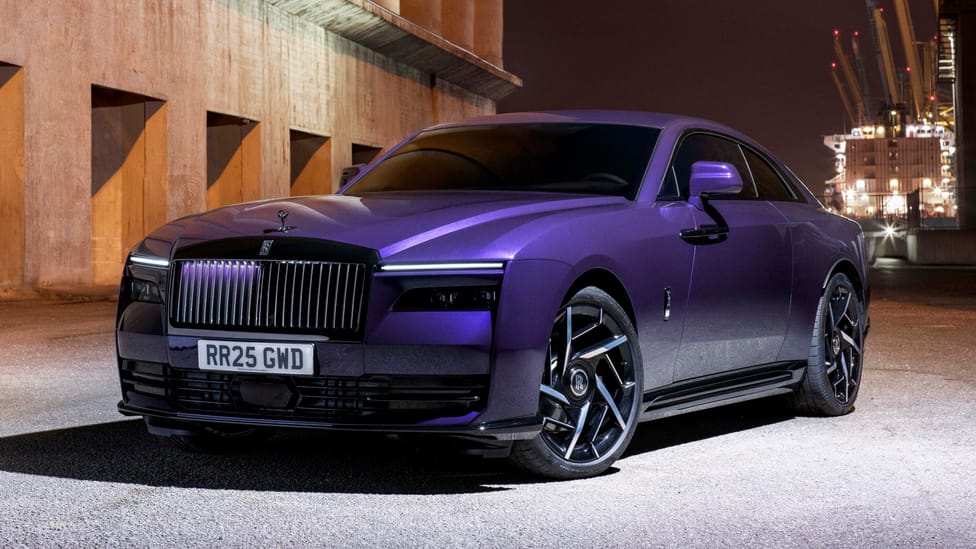 Rolls-Royce Spectre Black Badge, version puissante et exclusive