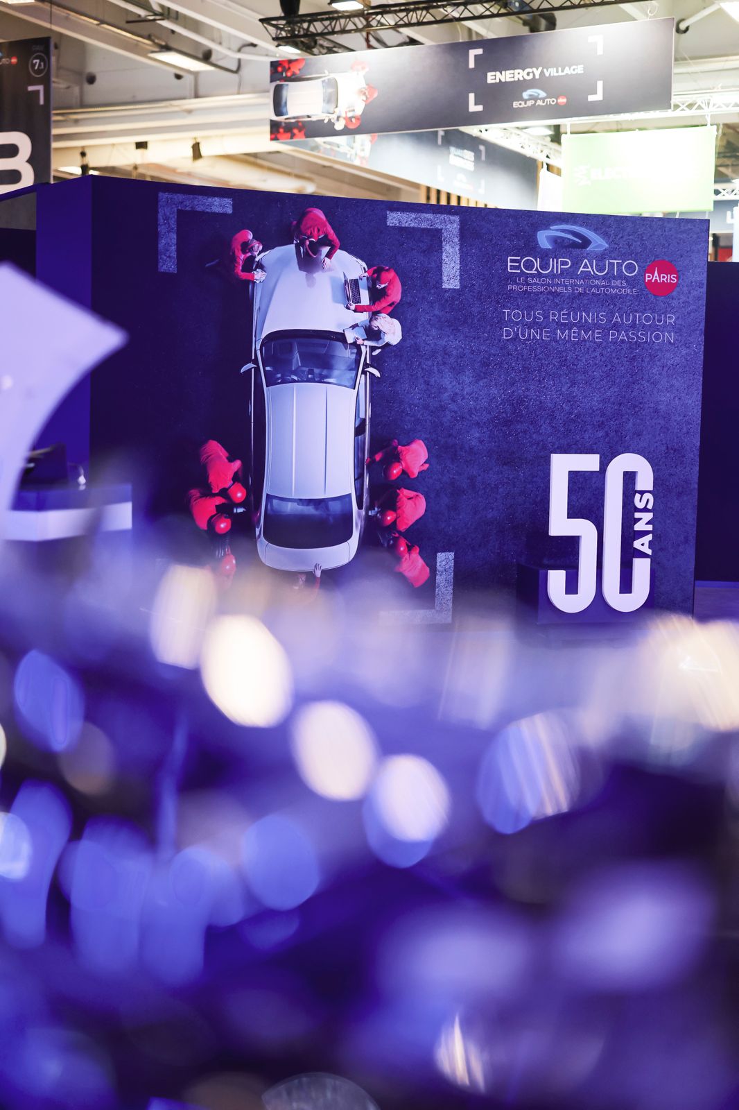 Affiche officielle EQUIP AUTO 2025 mettant l’électromobilité à l’honneur à Paris