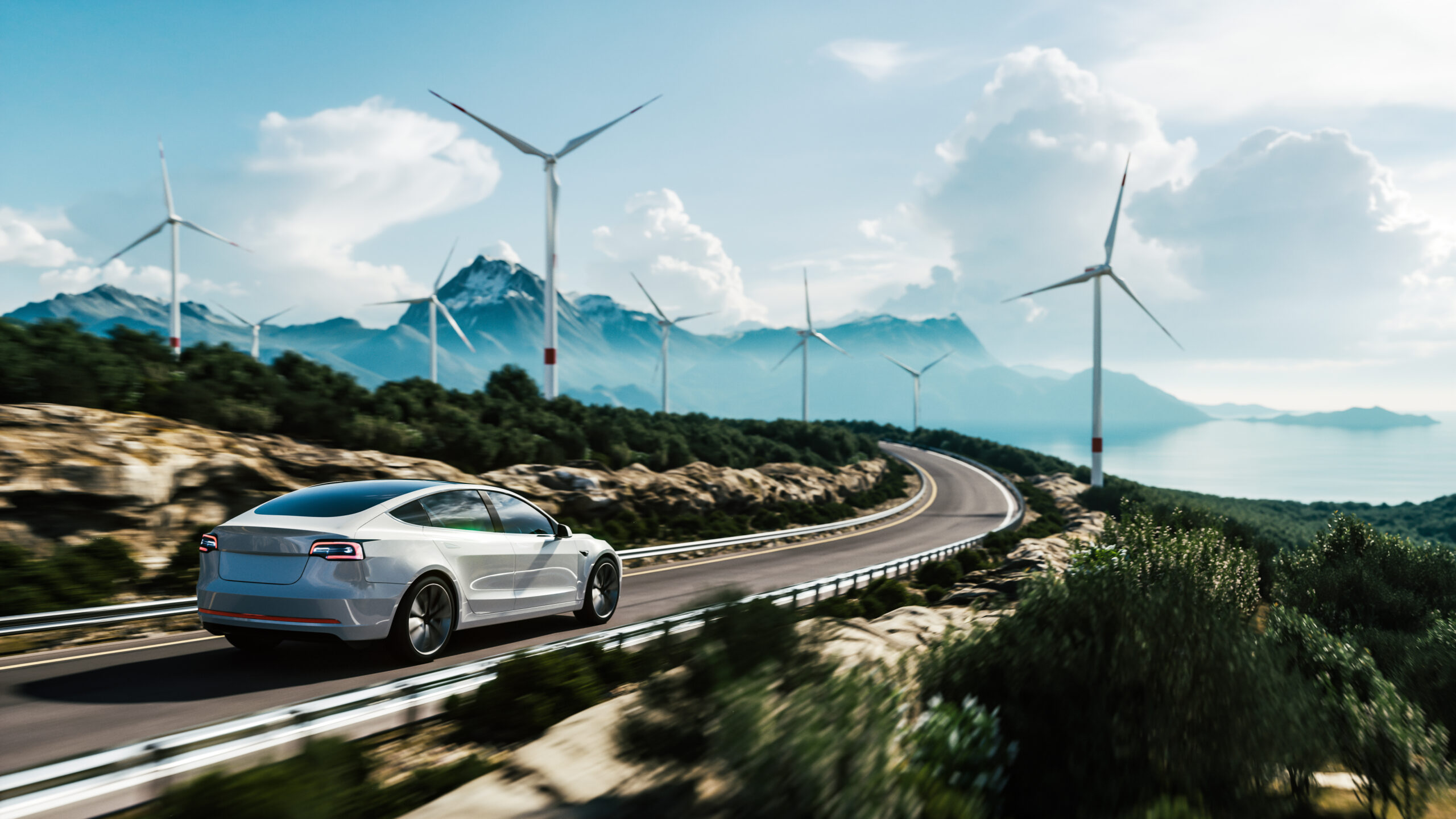 Voiture électrique roulant dans les montagnes