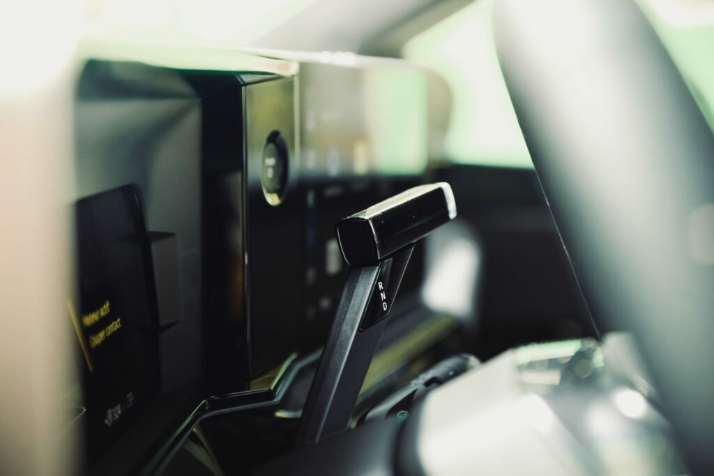 Levier de vitesses R N D de la Renault 4 Électrique 2025