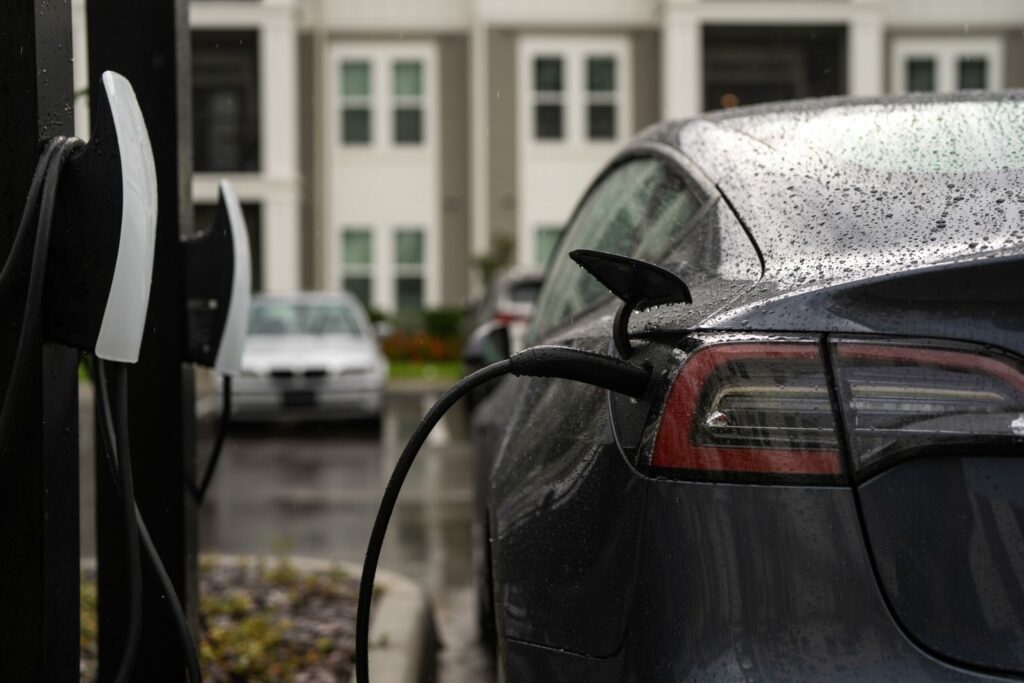 Borne de recharge VE en Italie – réseau public