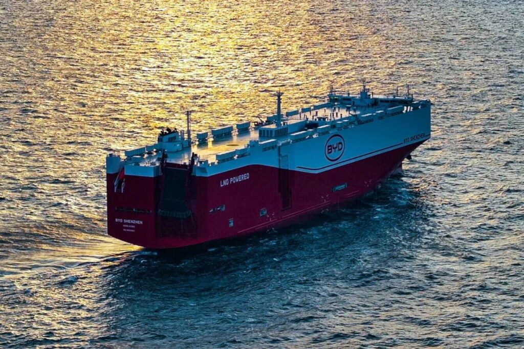 The vehicle carrier "BYD SHENZHEN".