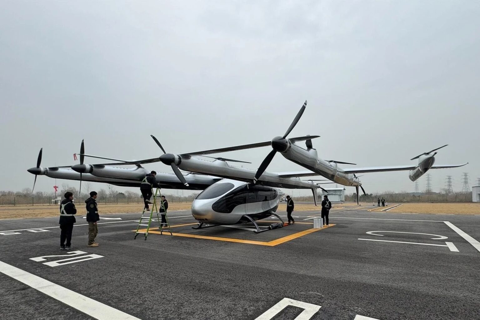 The world's first 5-tonne eVTOL takes to the skies: the V5000 Matrix ...