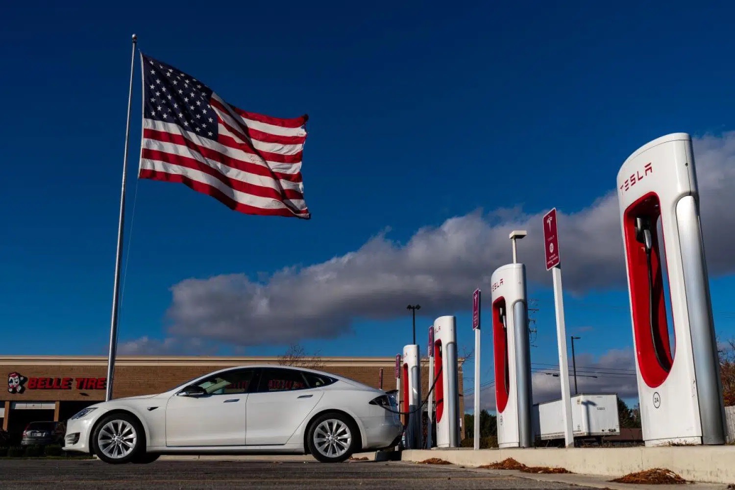 Le reset des véhicules électriques de Trump se poursuit en 2026 : comment le président Américain place les consommateurs, les ouvriers et le bon Sens en priorité