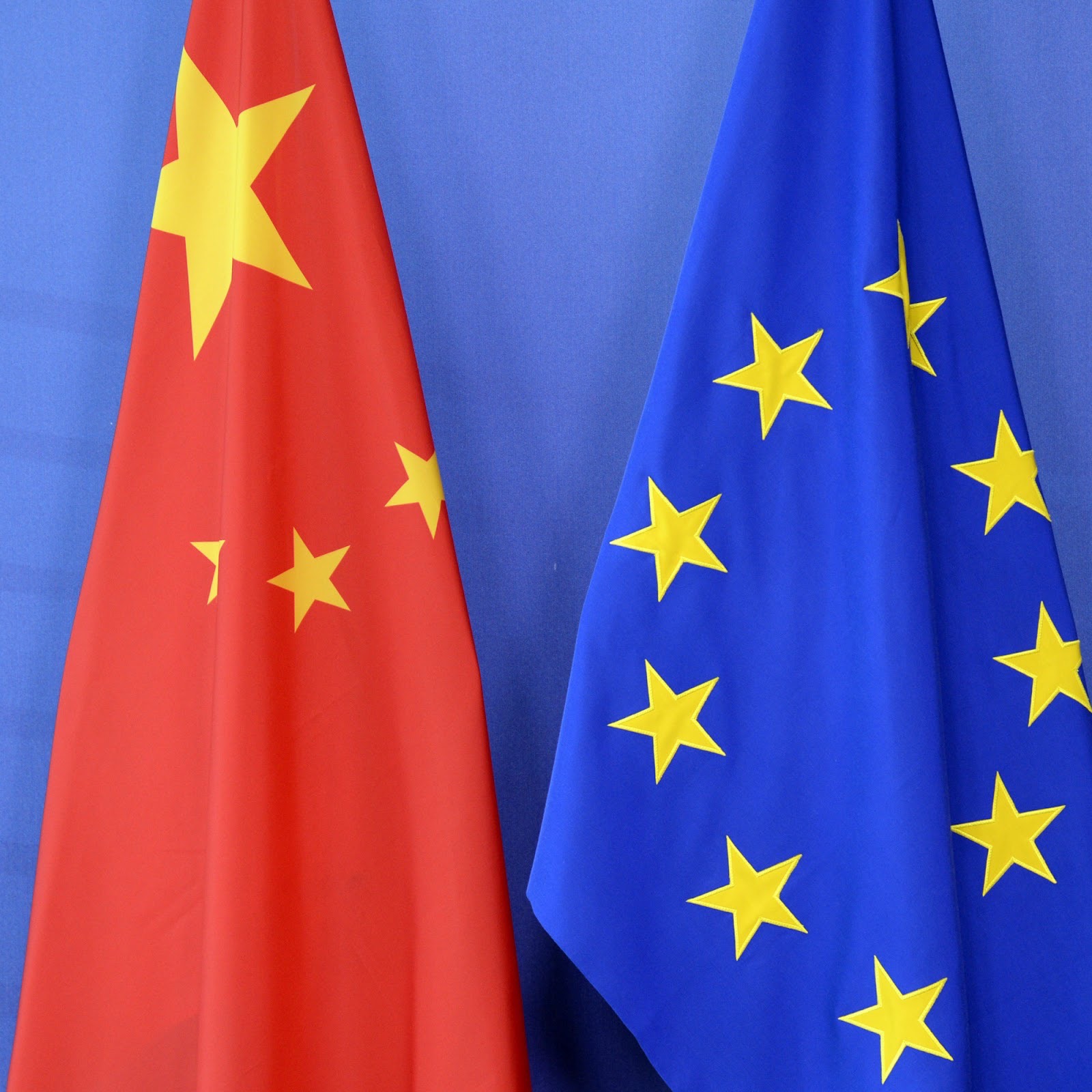 Comment la réglementation fragilise l’industrie automobile européenne et renforce la chinoise