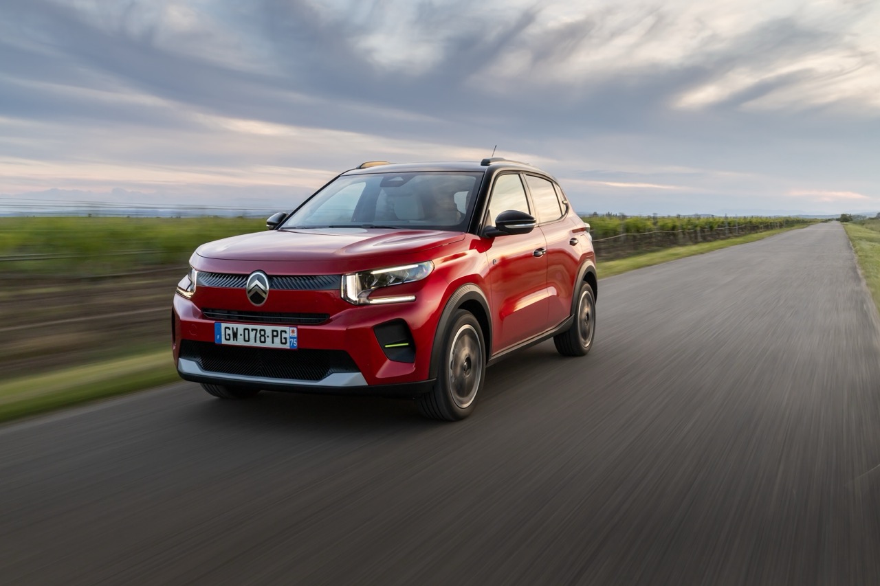 Stellantis : les 12 modèles éligibles au leasing social, disponibles à la commande